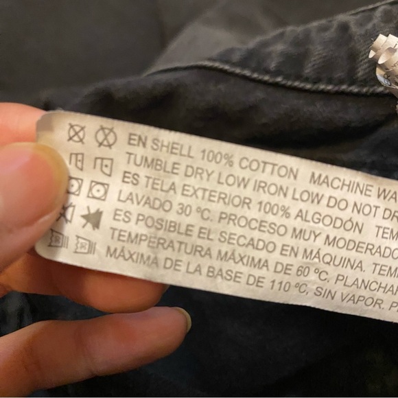 Forever 21 Black Mold style Jeans size 26 - Picture 4 of 4